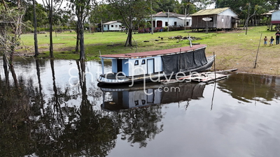 PEQUENO BARCO