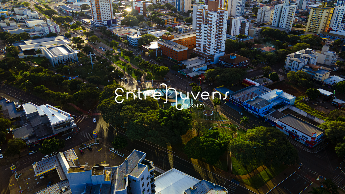 Praça do Migrante 1920x1080