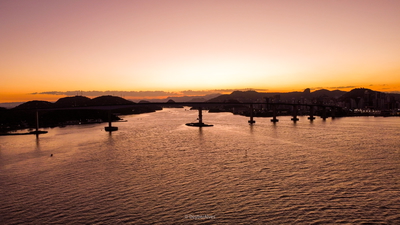 Pôr do Sol na Terceira Ponte