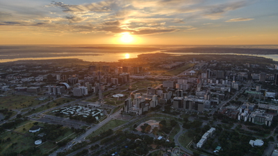 Brasília ao amanhecer
