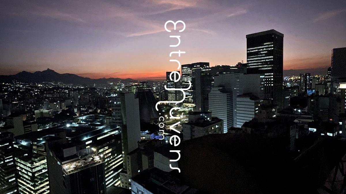 Anoitecer no Centro do Rio de Janeiro 
