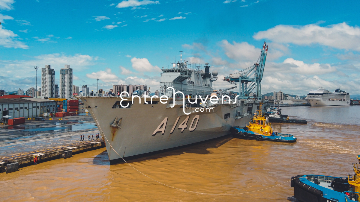 Navio NAM Atlântico 